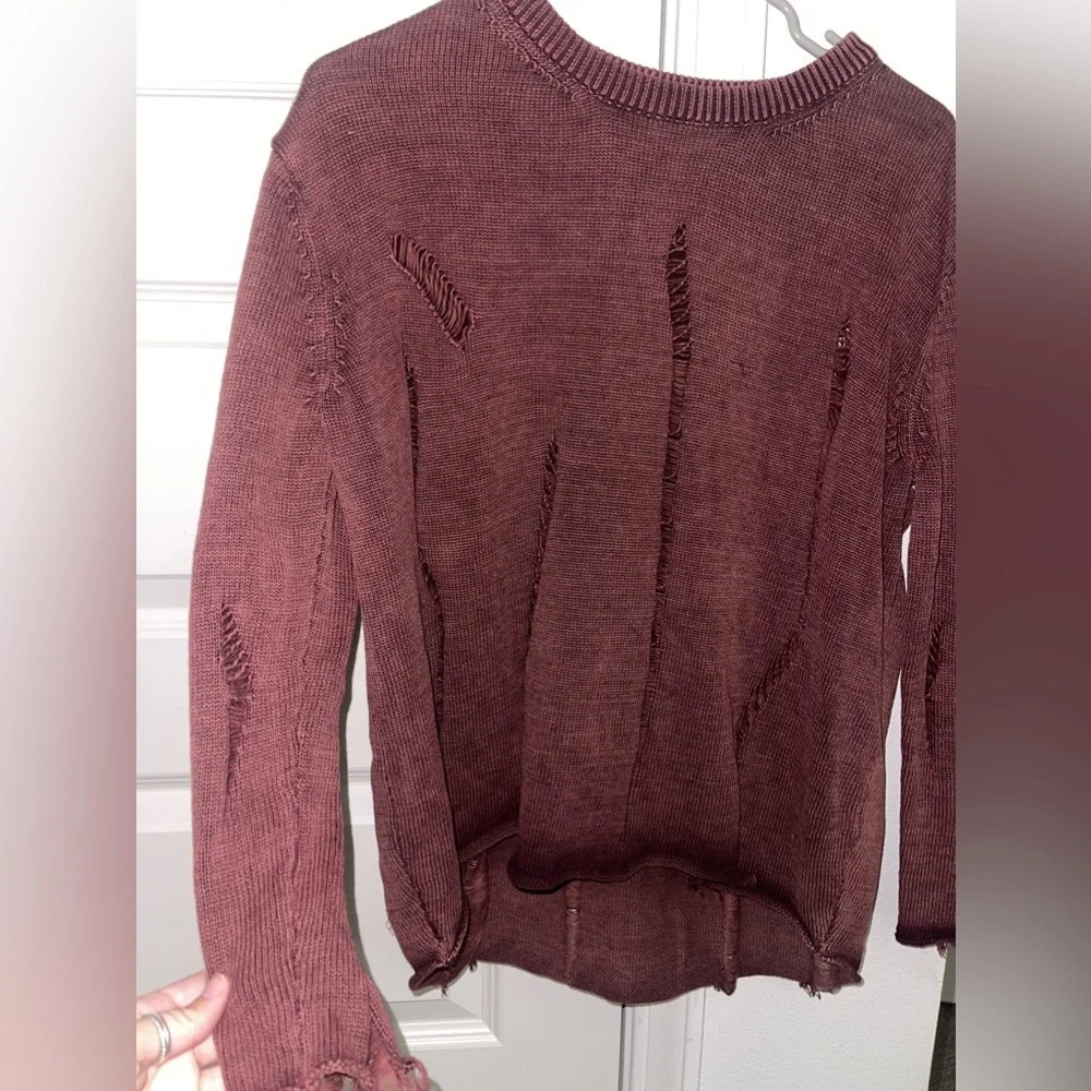 Distressed Sweater - Picture 2 of 5